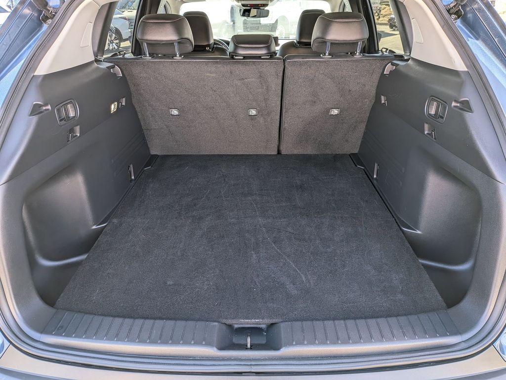 Thumbnail: 2025 Mazda CX-50 - 30