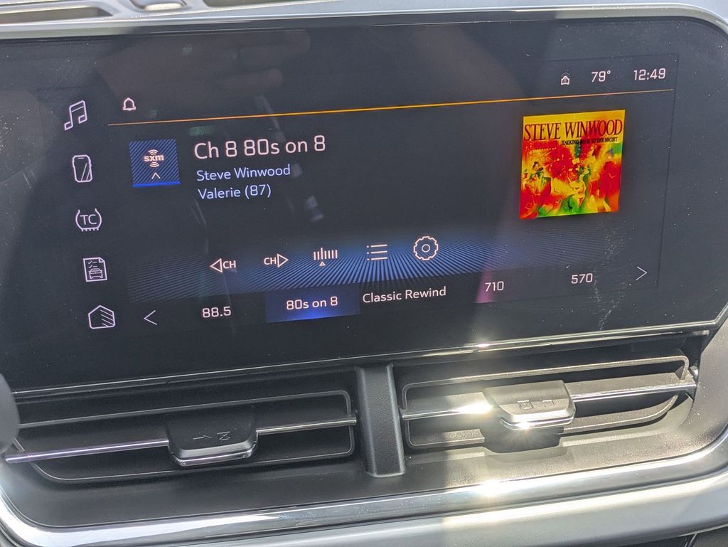 Thumbnail: 2025 Chevrolet Trax - 25