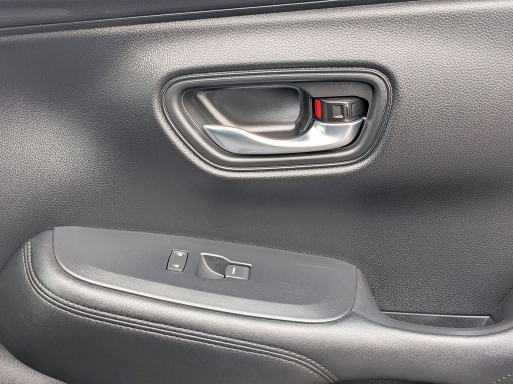 Thumbnail: 2025 Honda HR-V - 33