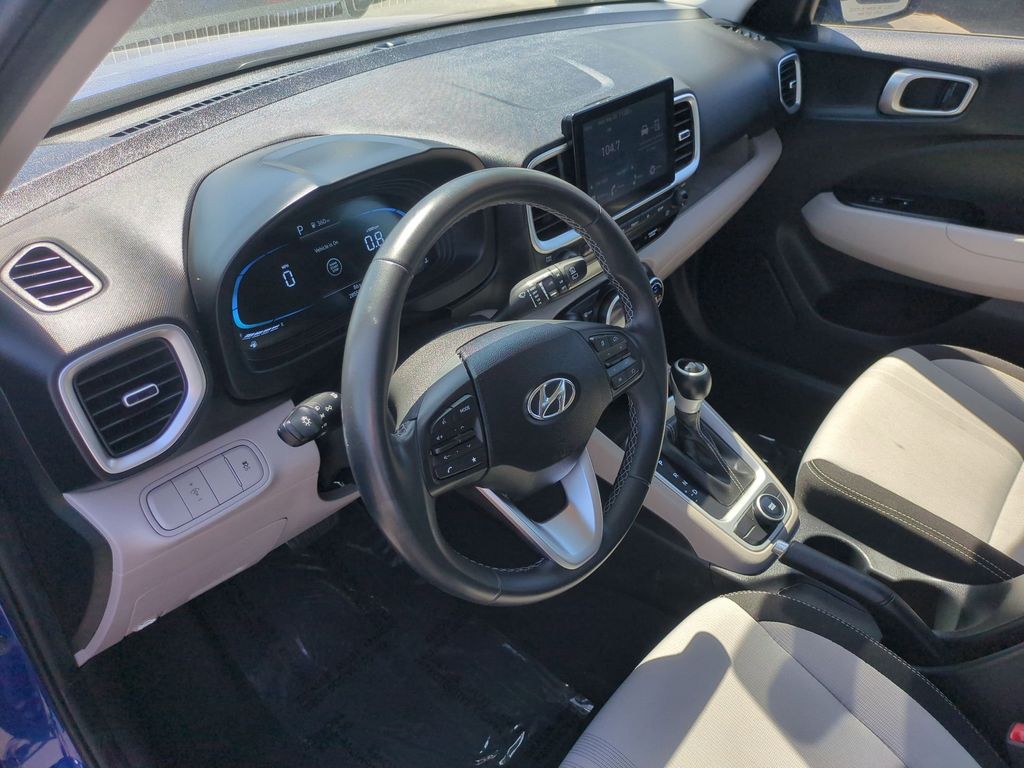Thumbnail: 2025 Hyundai Venue - 14