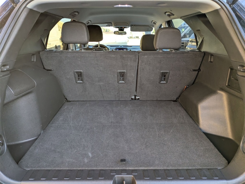 Thumbnail: 2023 Chevrolet Equinox - 31