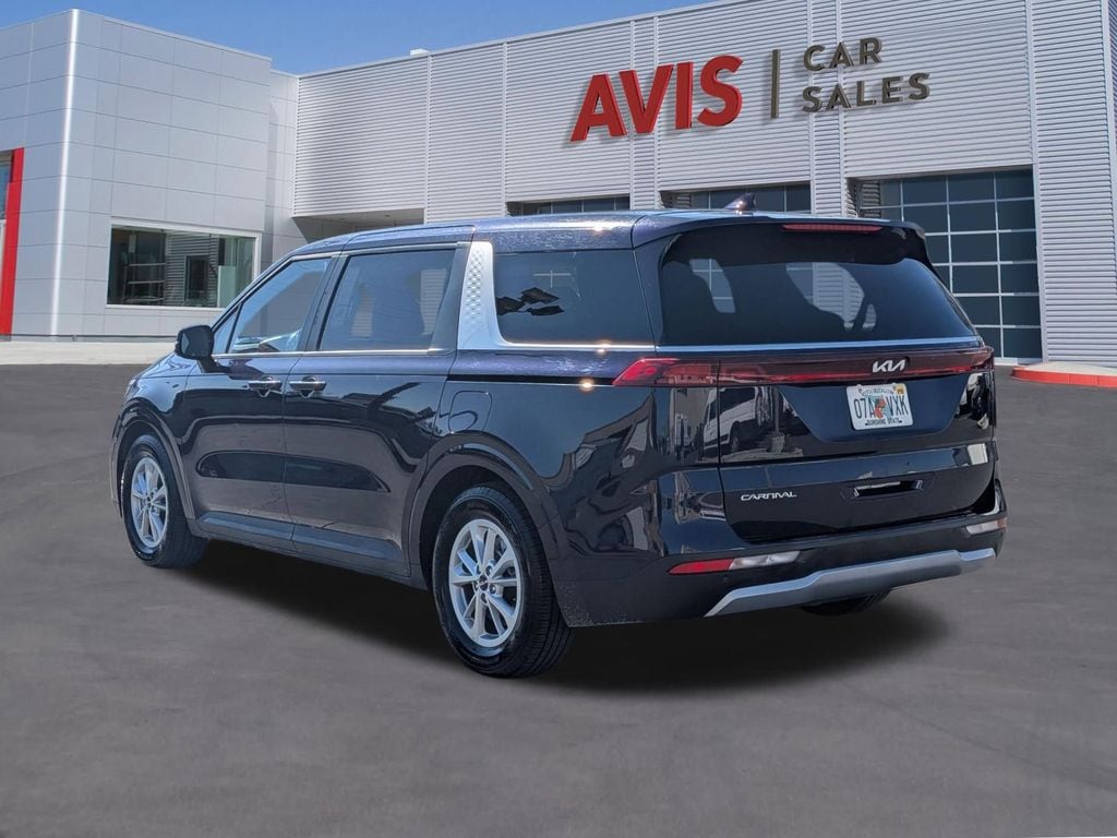 Thumbnail: 2024 Kia Carnival - 9