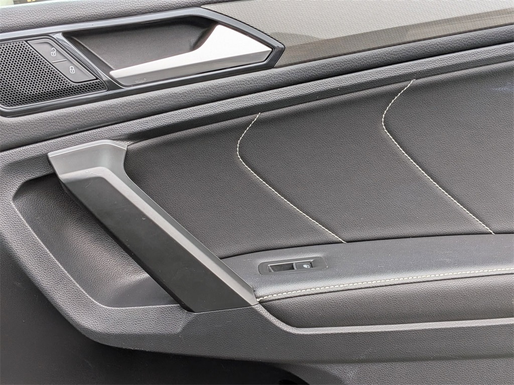 Thumbnail: 2024 Volkswagen Tiguan - 34