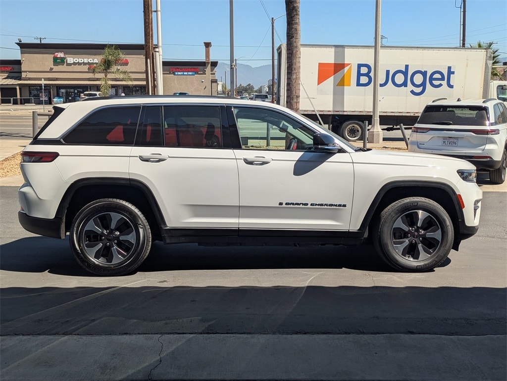 Thumbnail: 2023 Jeep Grand Cherokee - 5