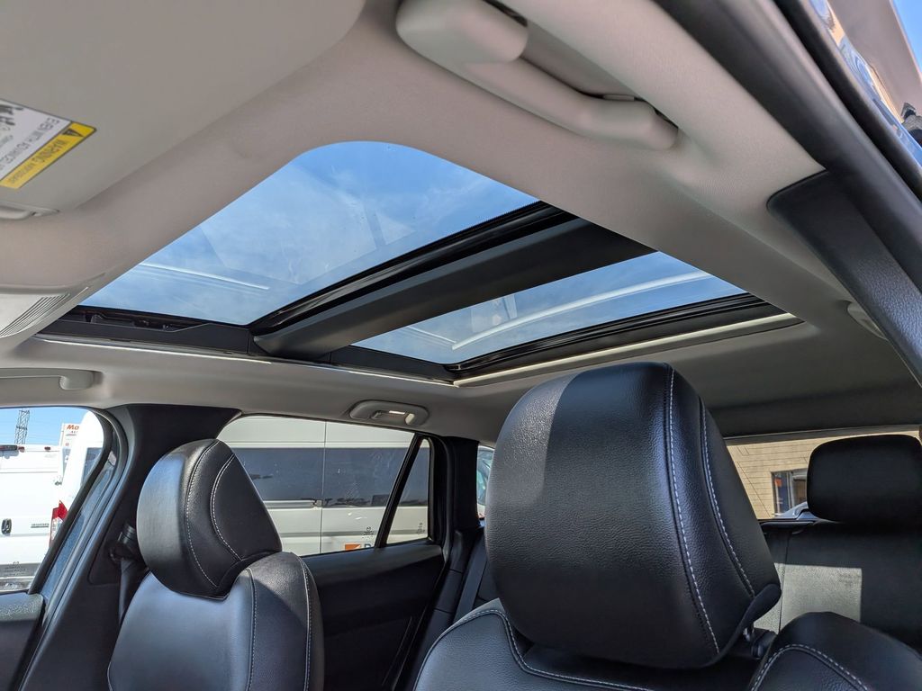 Thumbnail: 2025 Mazda CX-50 - 17