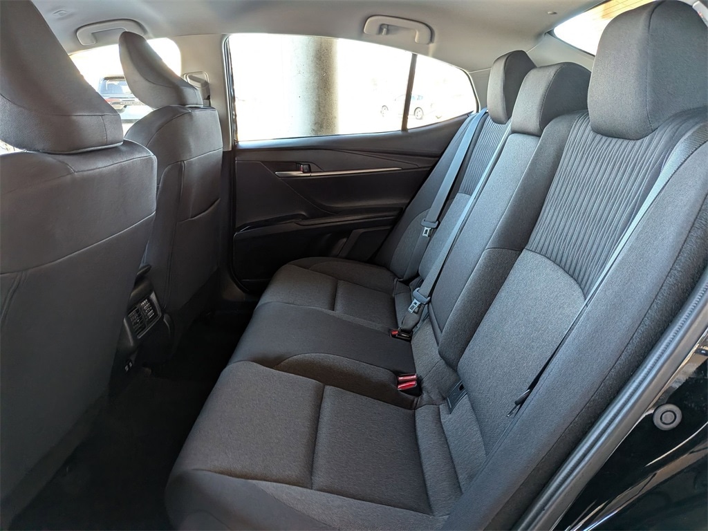 Thumbnail: 2025 Toyota Camry - 29