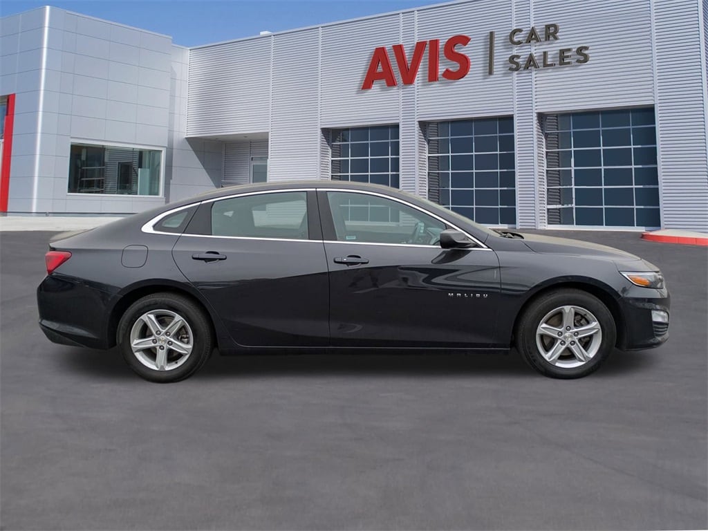 Thumbnail: 2023 Chevrolet Malibu - 5
