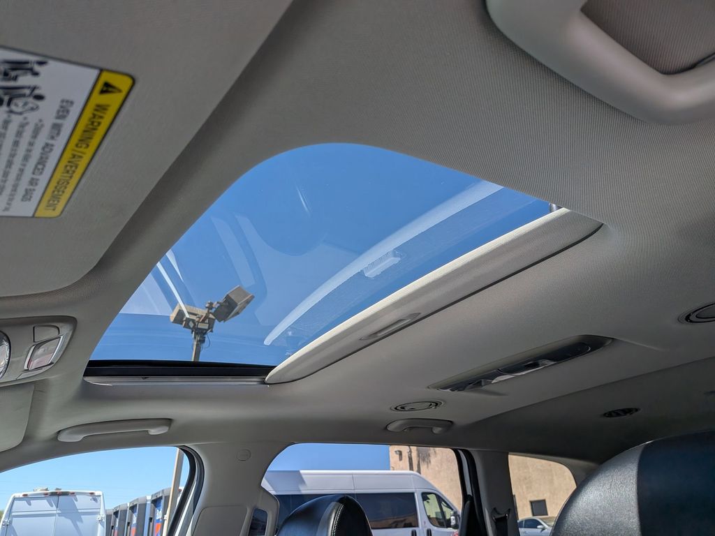 Thumbnail: 2025 Kia Telluride - 17