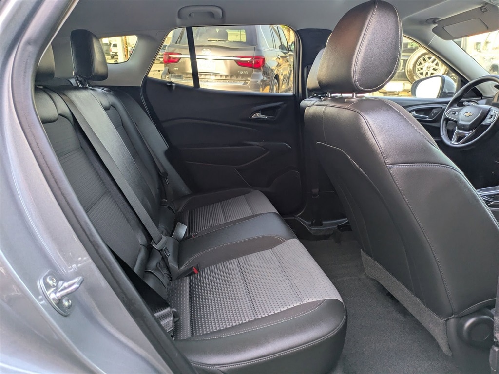 Thumbnail: 2025 Chevrolet Trax - 30