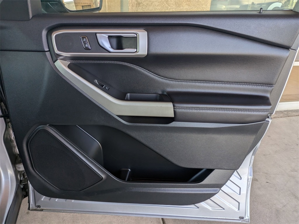 Thumbnail: 2023 Ford Explorer - 34