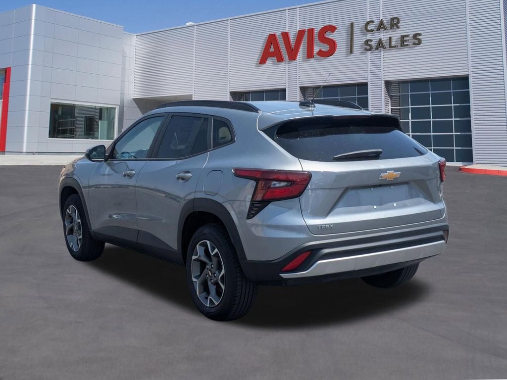Thumbnail: 2025 Chevrolet Trax - 9