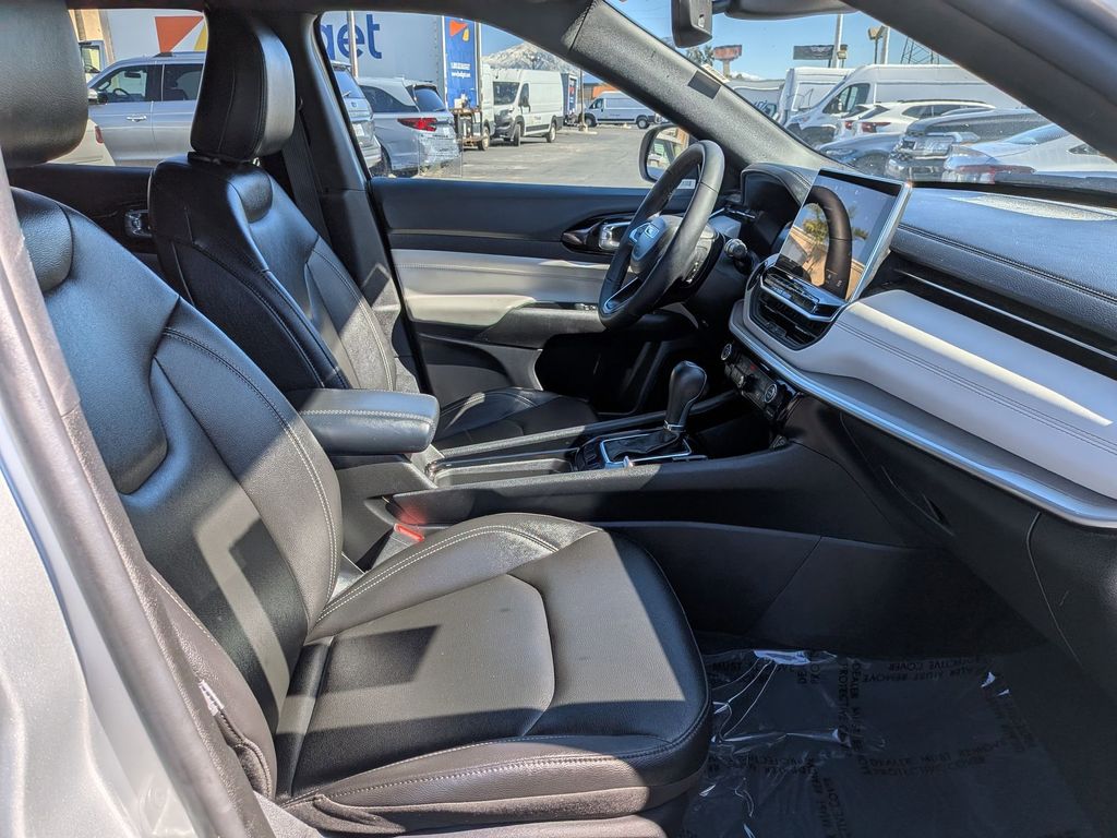 Thumbnail: 2025 Jeep Compass - 30