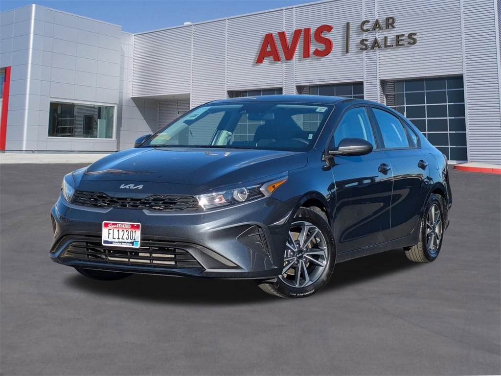 2024 Kia Forte LXS's photo