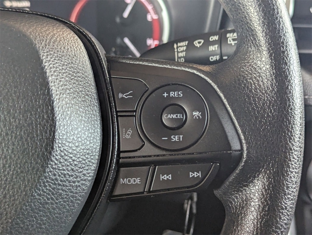 Thumbnail: 2024 Toyota RAV4 - 21