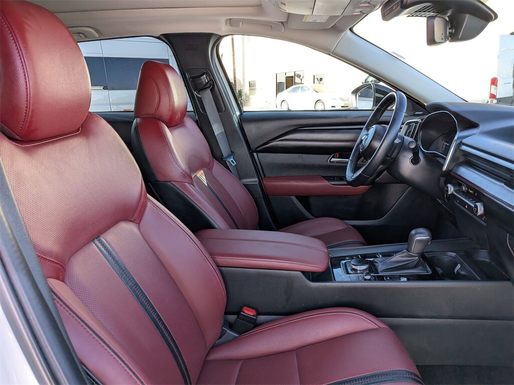 Thumbnail: 2025 Mazda CX-50 - 29