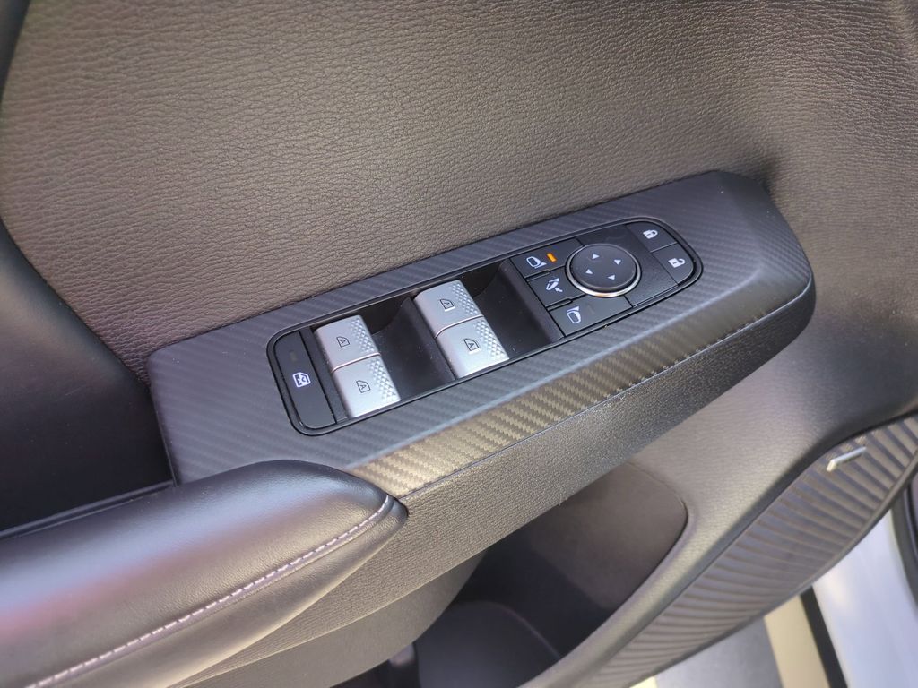 Thumbnail: 2025 Mitsubishi Outlander - 13
