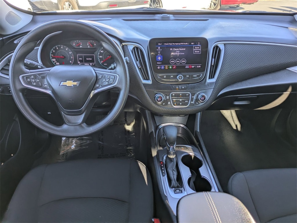 Thumbnail: 2024 Chevrolet Malibu - 24