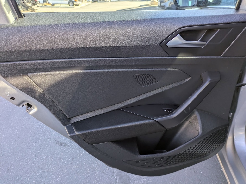 Thumbnail: 2024 Volkswagen Jetta - 26