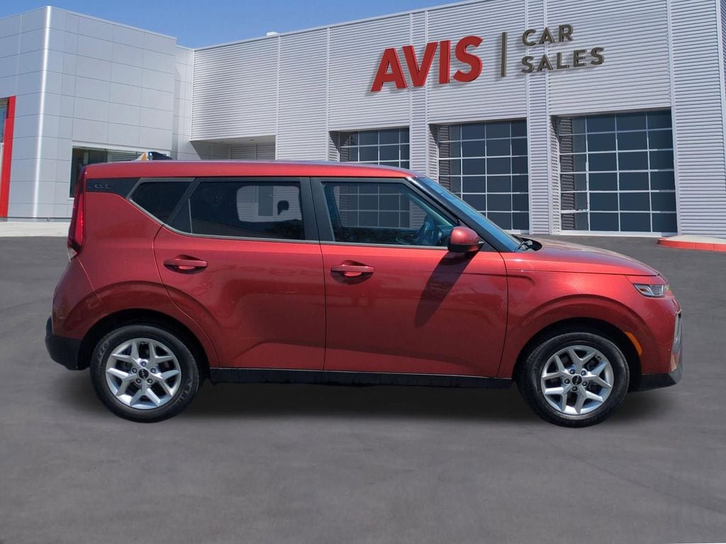 Thumbnail: 2022 Kia Soul - 5