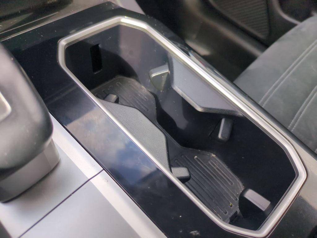 Thumbnail: 2025 Mitsubishi Outlander - 24