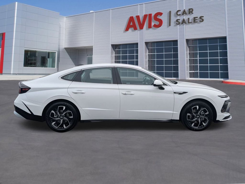 Thumbnail: 2025 Hyundai Sonata - 5