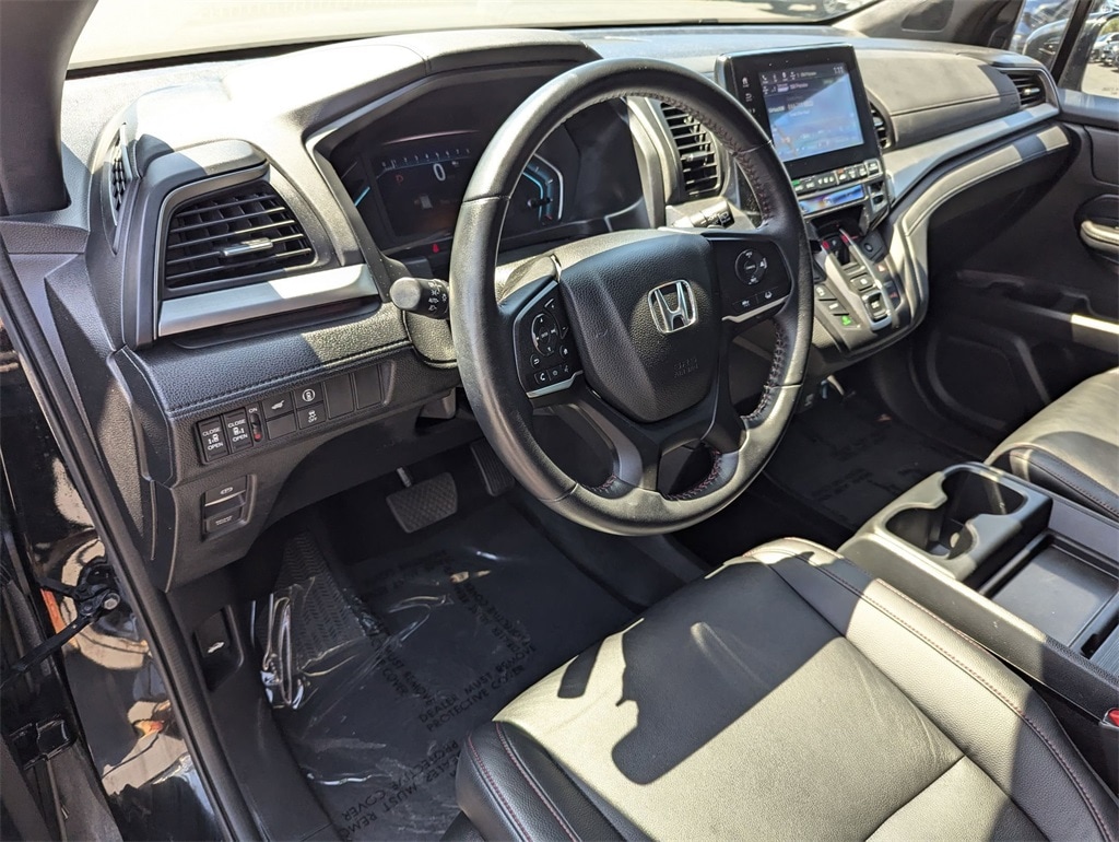 Thumbnail: 2023 Honda Odyssey - 17
