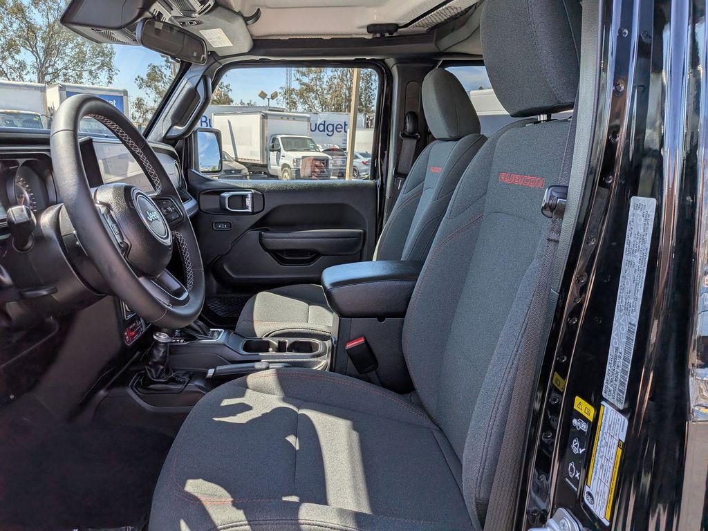 Thumbnail: 2025 Jeep Wrangler - 15