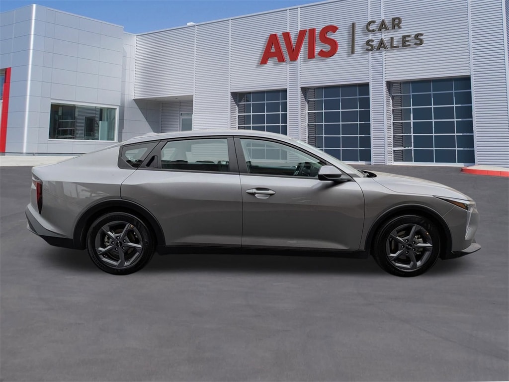 Thumbnail: 2025 Kia K4 - 5