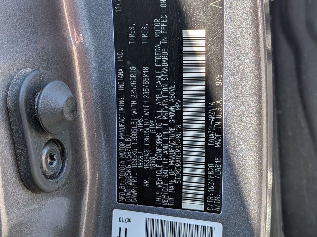 Thumbnail: 2024 Toyota Highlander - 35