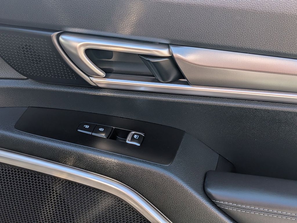 Thumbnail: 2025 Kia Telluride - 29