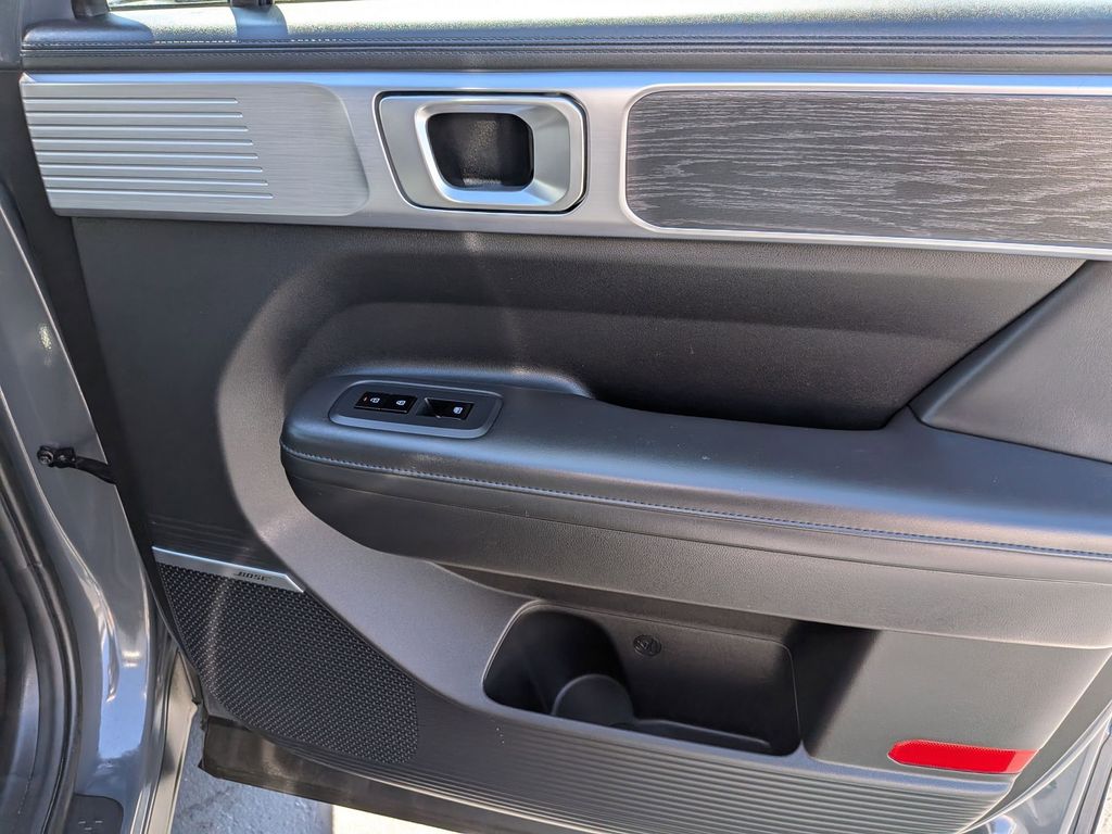 Thumbnail: 2025 Hyundai Santa Fe - 32