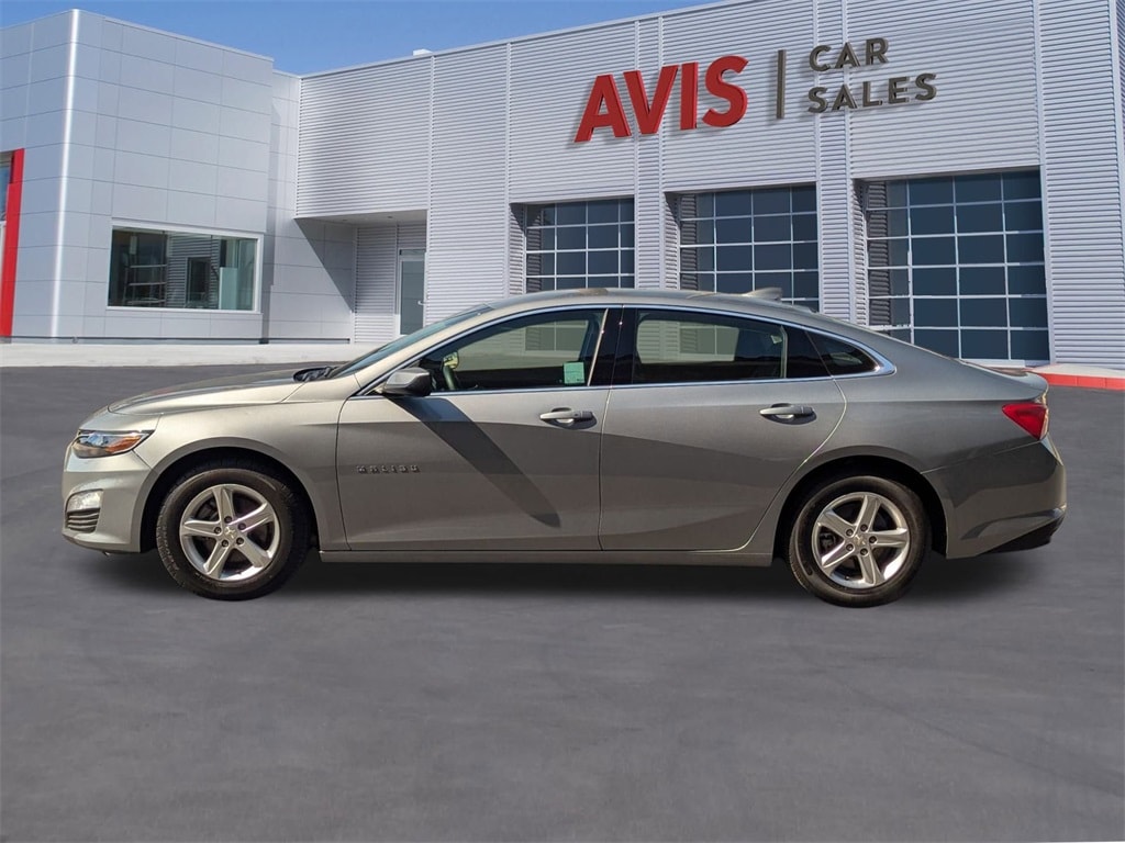 Thumbnail: 2023 Chevrolet Malibu - 10