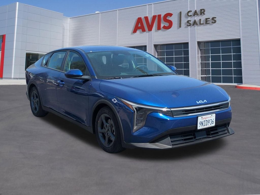 Thumbnail: 2025 Kia K4 - 3