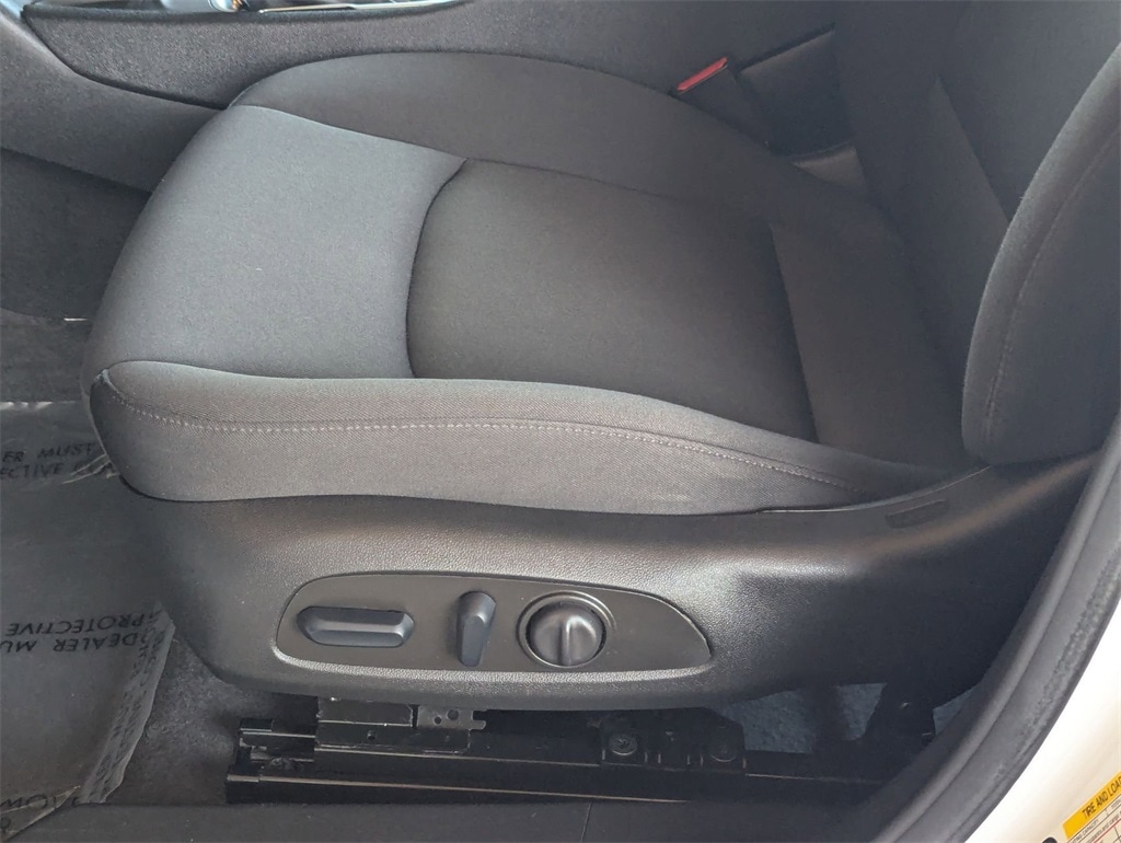2023 Chevrolet Malibu LT 11