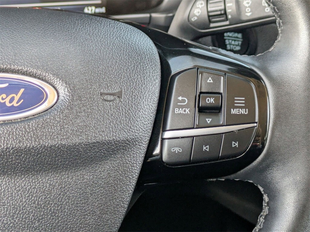 Thumbnail: 2023 Ford Escape - 21