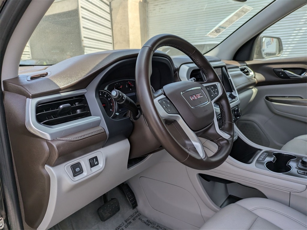 Thumbnail: 2023 GMC Acadia - 15