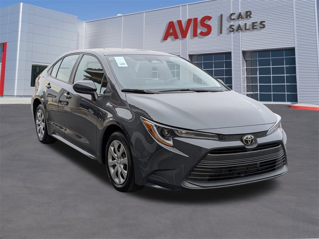 Thumbnail: 2025 Toyota Corolla - 3