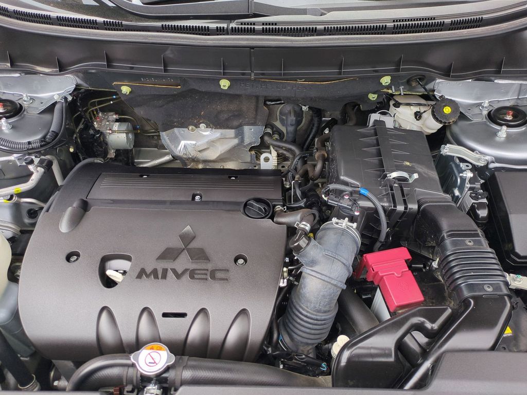 Thumbnail: 2025 Mitsubishi Outlander Sport - 33
