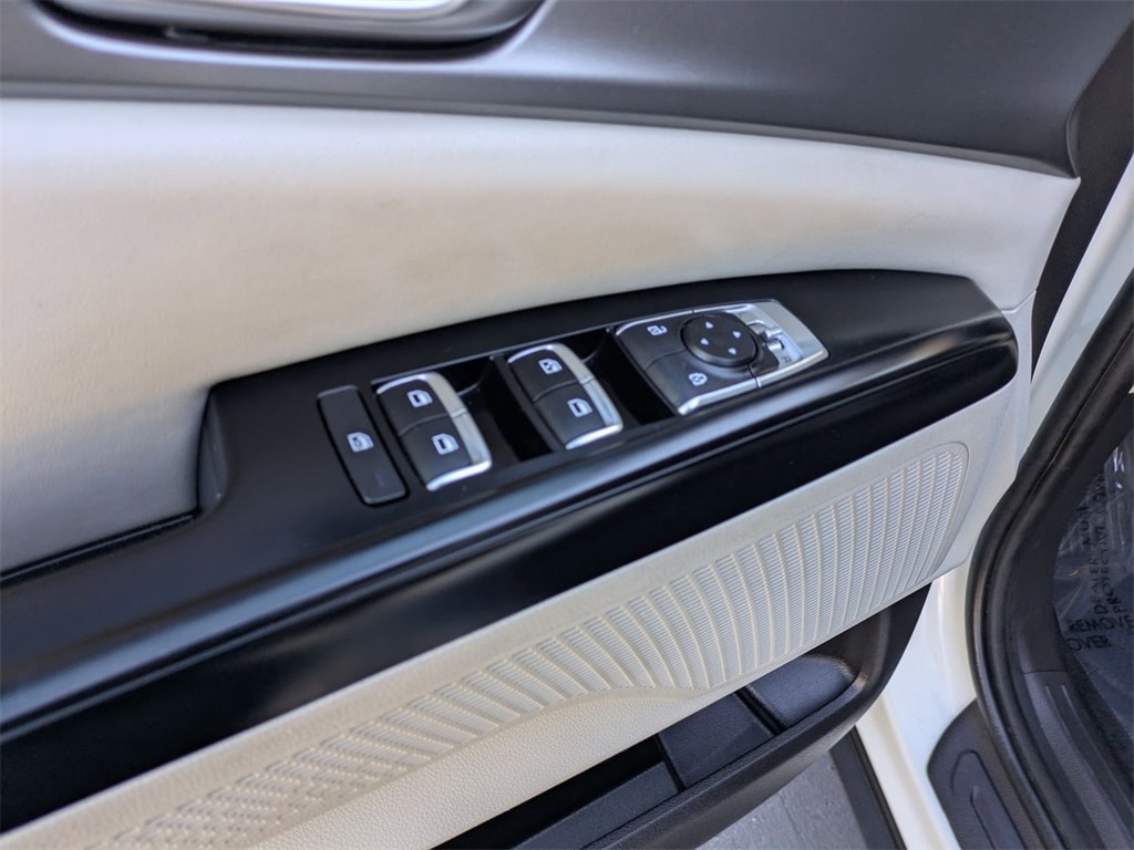 Thumbnail: 2024 Kia Carnival - 13