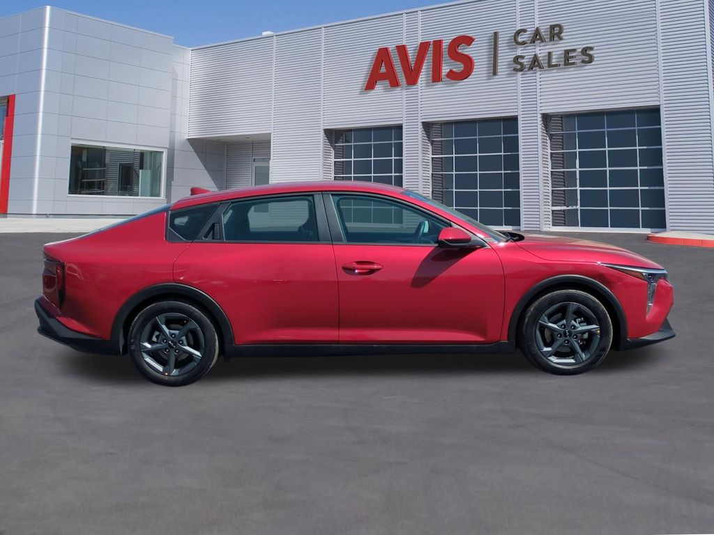 Thumbnail: 2025 Kia K4 - 5
