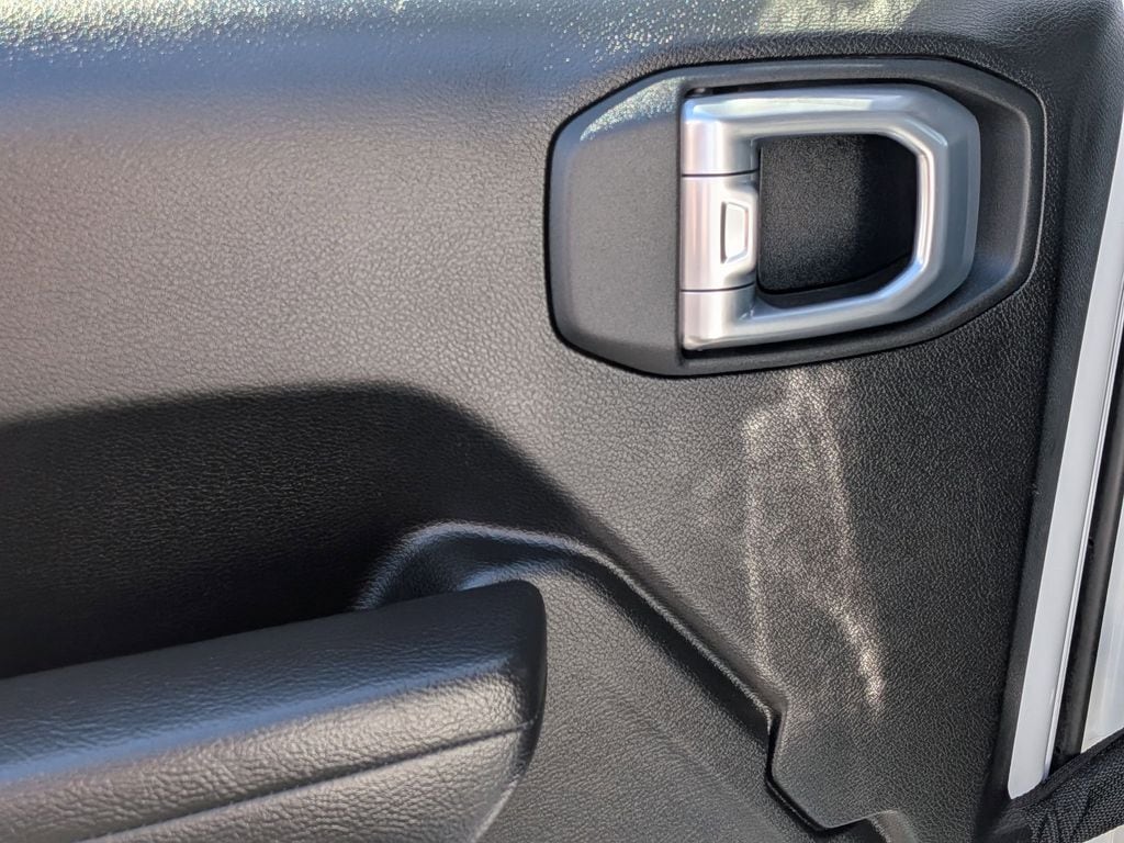 Thumbnail: 2025 Jeep Wrangler - 27