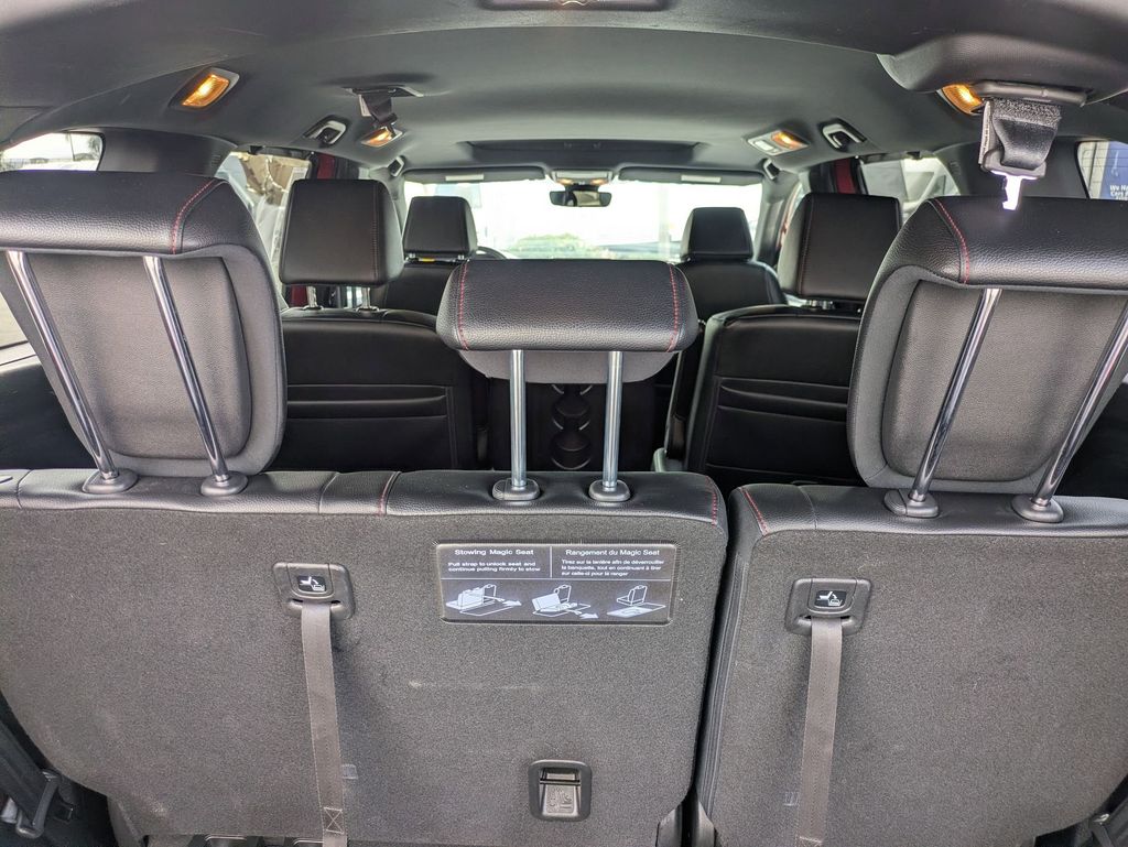 Thumbnail: 2025 Honda Odyssey - 28