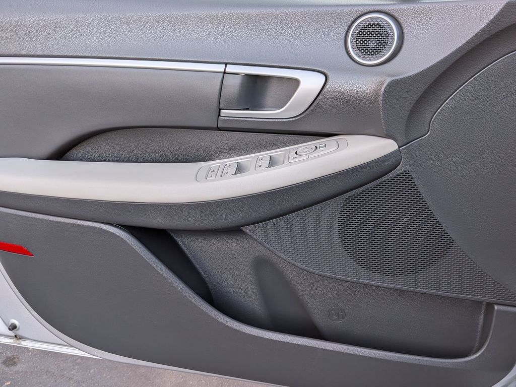 Thumbnail: 2025 Hyundai Sonata - 11