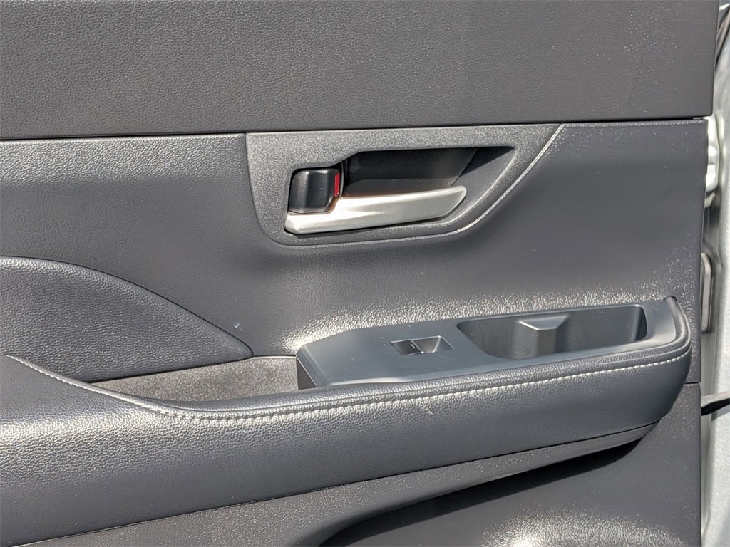 Thumbnail: 2025 Toyota Grand Highlander - 26