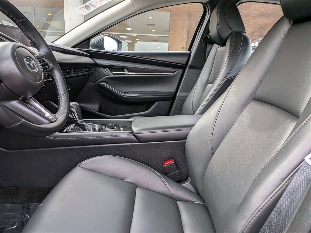 Thumbnail: 2025 Mazda Mazda3 - 15