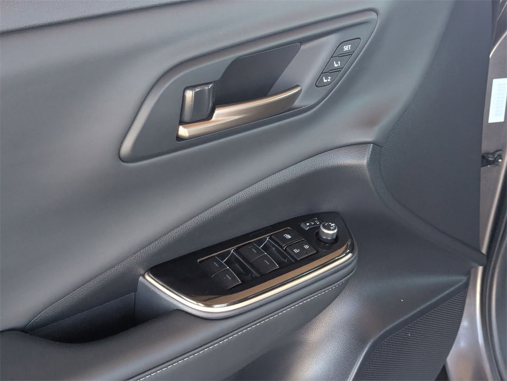 Thumbnail: 2024 Toyota Crown - 13