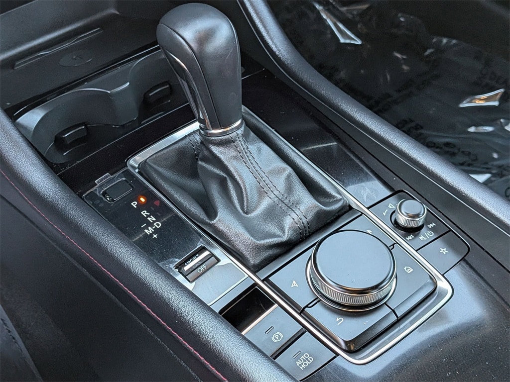 Thumbnail: 2025 Mazda Mazda3 - 17