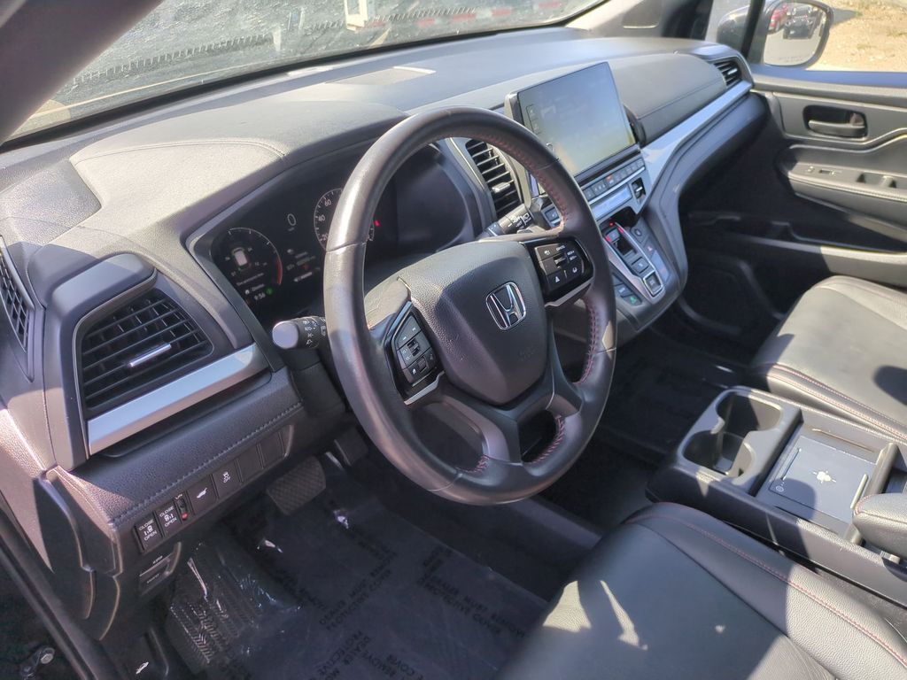 Thumbnail: 2025 Honda Odyssey - 15