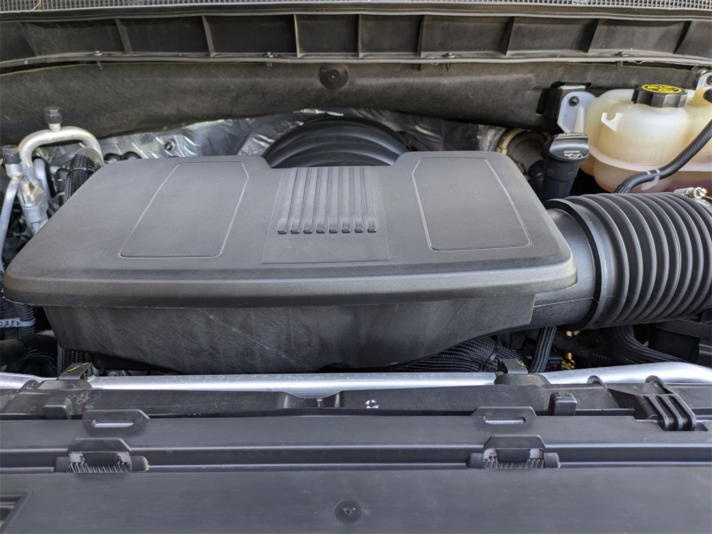 Thumbnail: 2024 Chevrolet Tahoe - 37