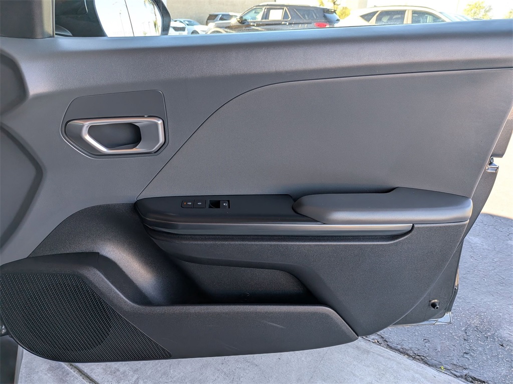 Thumbnail: 2025 Kia K4 - 33